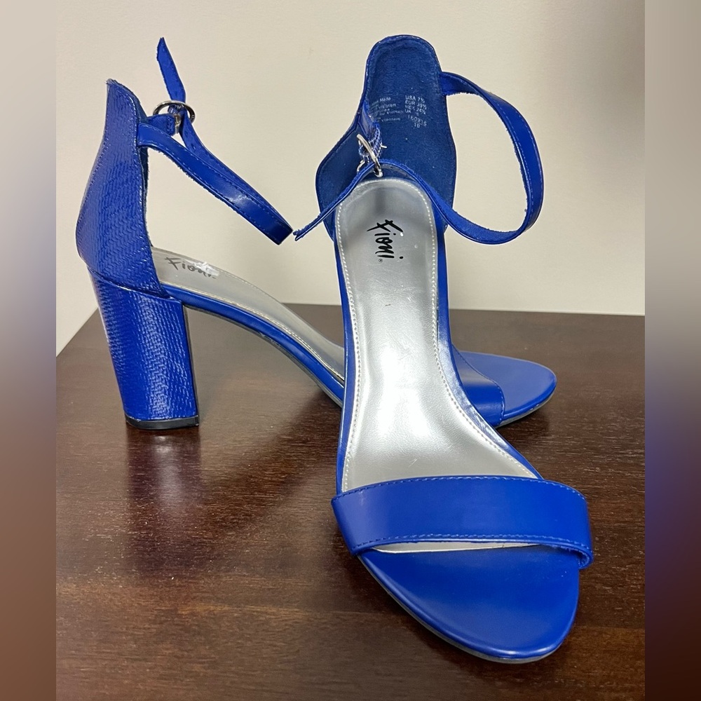 Electric blue block heels with toe strap